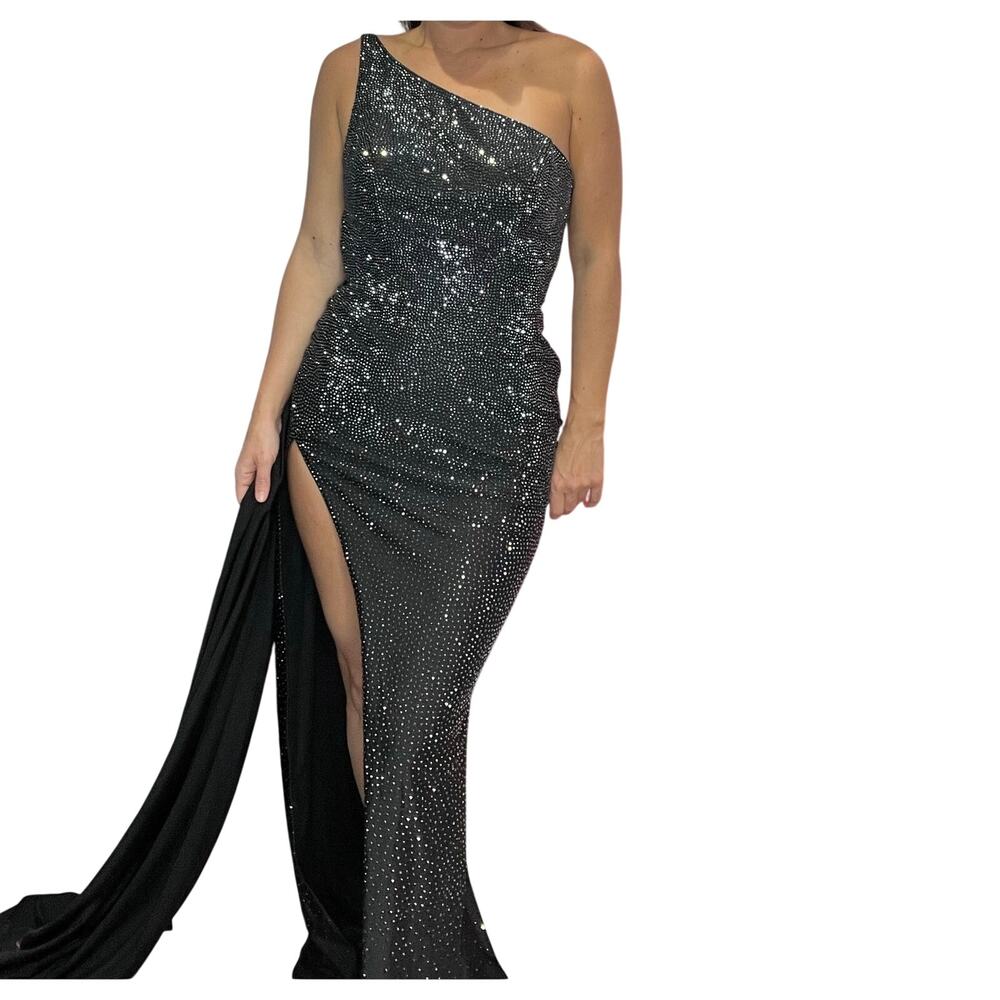 Sherri Hill size 8 black one shoulder gown
